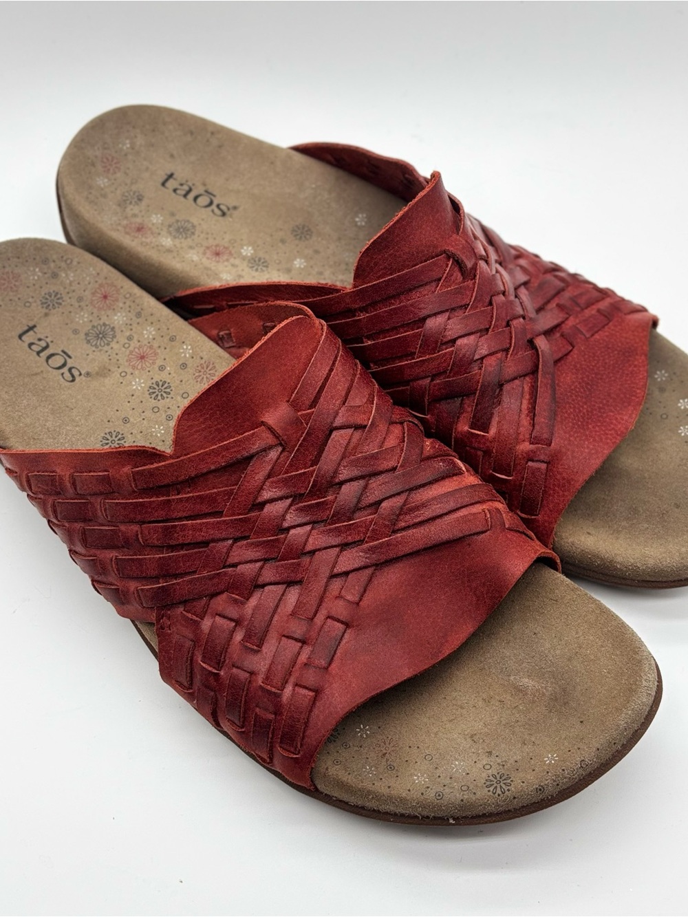 Taos Guru Sz 10 Womens Red Woven Leather Comfort Slide Sandals Artisan Boho